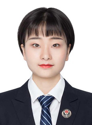 楊富源（公證員）